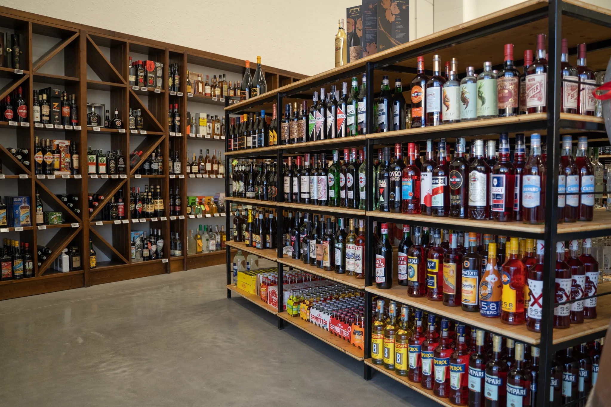 Cash & Carry LP Distribuzione - interno